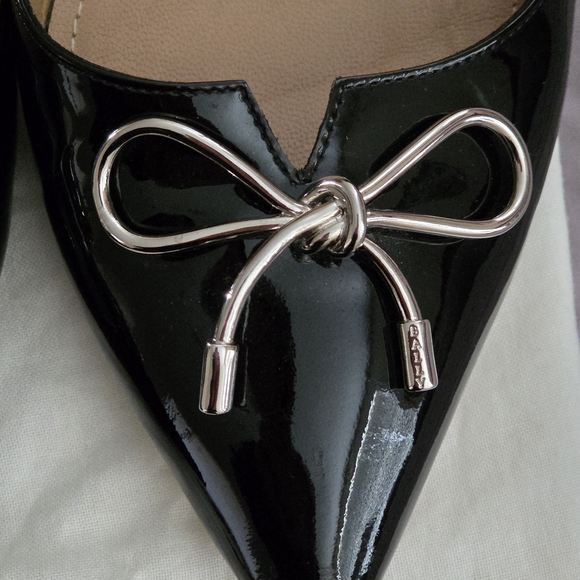 Bally Women's Patent Black Flats with Metallic Bow - Picture 2 of 11